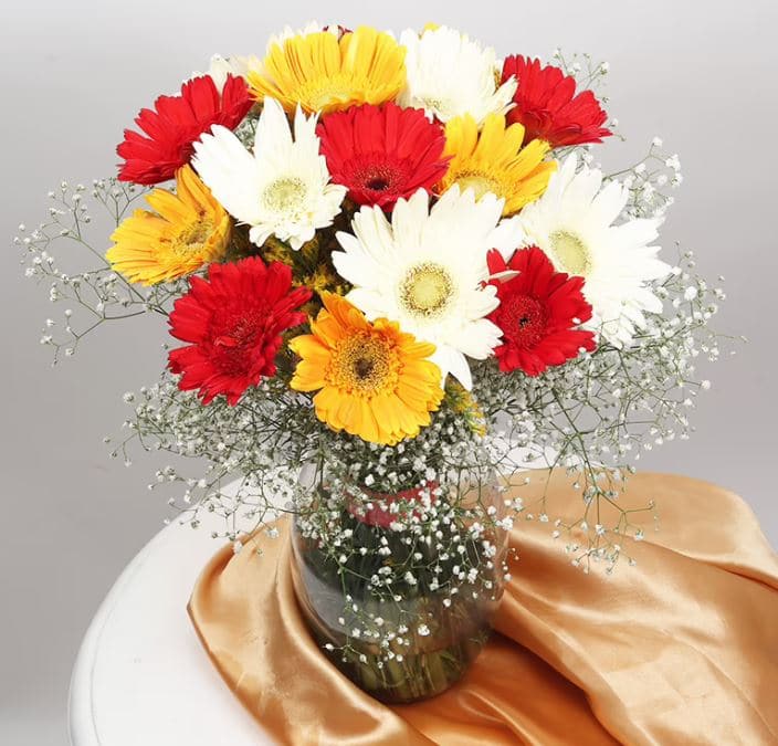 รวมดอกไม้จัดแจกันสวยๆ สำหรับแต่งบ้าน คอนโด ห้องรับแขก - Pimarn